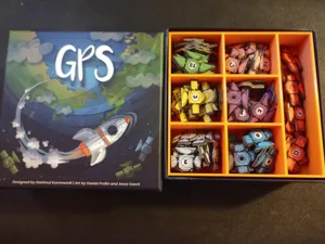 GPS game insert and organizer for satellite tokens