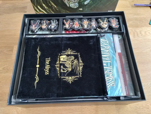 Carnival Zombie (2nd edition) boardgame insert