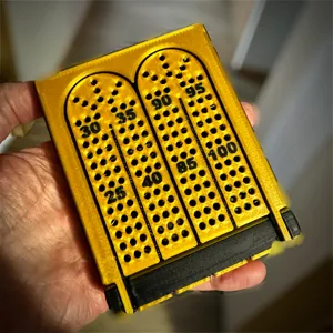 Folding cribbage board