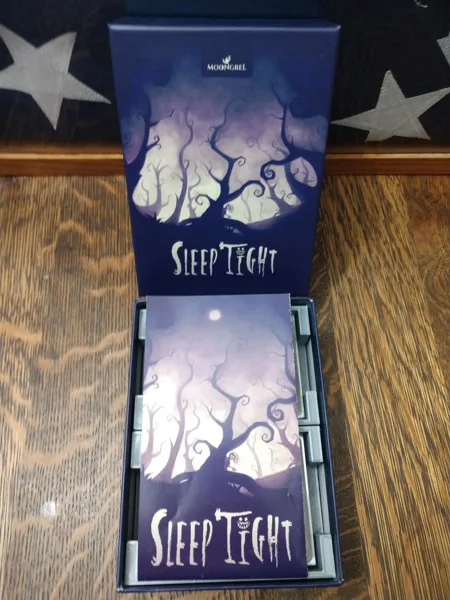 Sleep Tight game insert & organizer