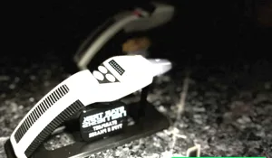 Fásers y soporte de delfín de Star Trek Nemesis