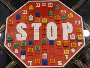 CAN'T STOP Board Game - Bookcase Edition