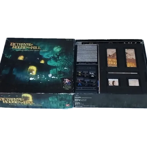 Betrayal at House on the Hill 2nd edition Box Insert
