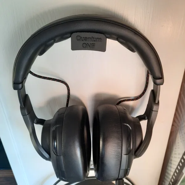 JBL Quantum ONE headset holder