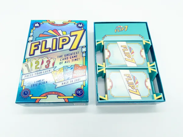 Flip 7 Insert/Box, fits sleeved cards - 2 Sizes