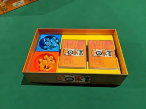 Organizer for Fort