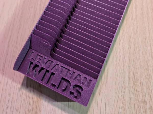 Leviathan Wilds Leviathan Tray for sleeved cards