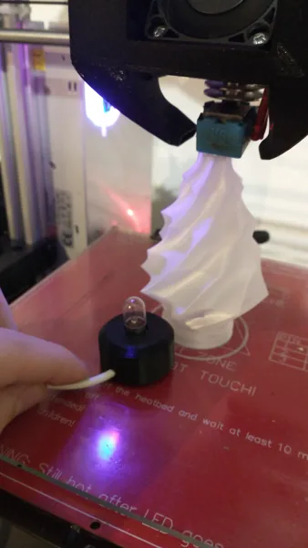 Light bulb holder for Evergreen Led candle