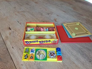Rhino Hero Super Battle, alternative box to save space