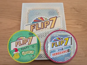 Minimalist Flip7 & Variants Box for Sleeved Cards