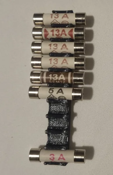 UK Plug Fuse Holder