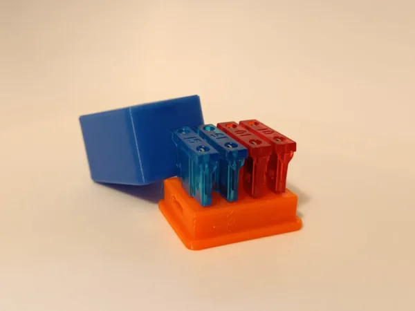 Fuse holder 4x for cars and motorcycles