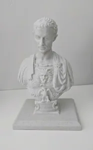 Julius Ceasar - With Base and No holes for pens