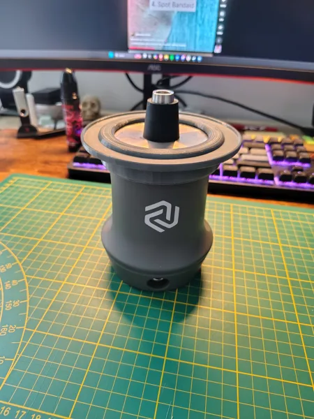 Amotion Roam holder for safety mesh