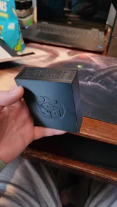 Dice Throne Hero Randomizer Container