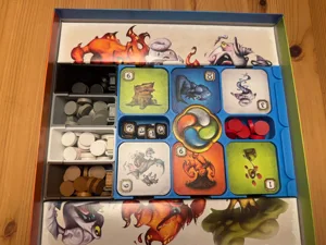 Board game insert compatible with Sagani