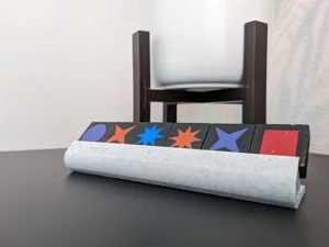 Qwirkle game tile holder