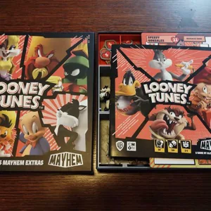 Looney Tunes Mayhem full game insert and organizer