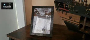 Picture frame for pictures