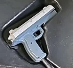 PISTOL GUN TOM RAIDER ADRENALINE ARCADE GUN