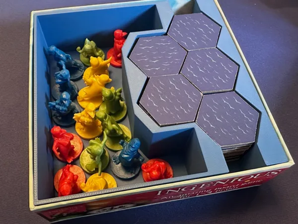 Hey That's My Fish game insert