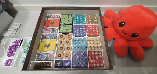 The Fox Experiment Wooden Edition (4 players) Board Game Organizer