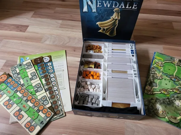 Expedition to Newdale - Insert/Organizer