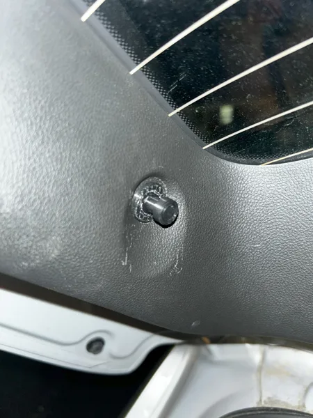 Chevrolet Trax/Buick Encore trunk door parcel shelf string holder