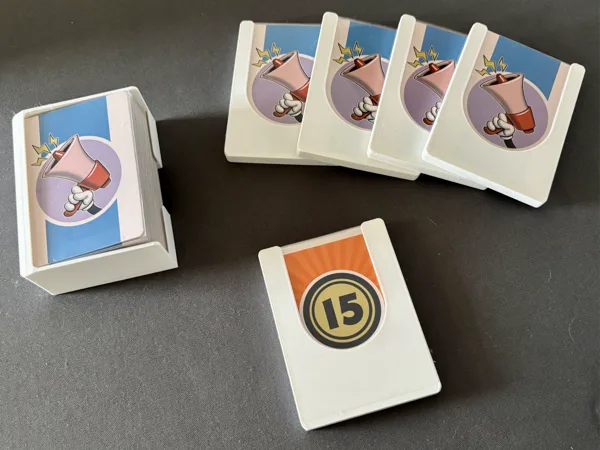 Fliptoons – Insert/Organizer for sleeved cards