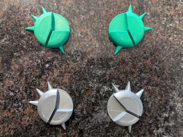 Terror in Meeple City screen holder feet