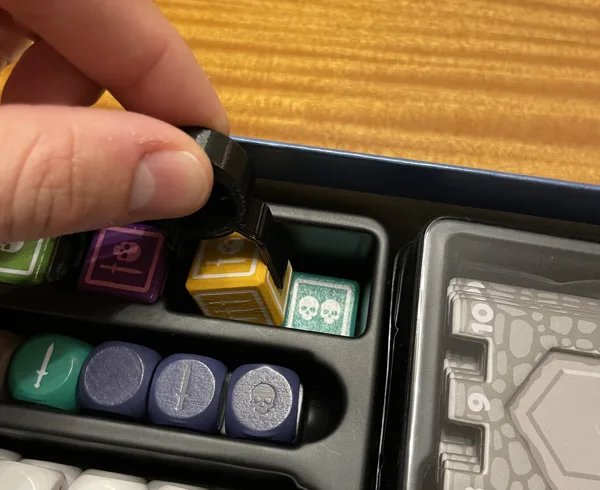Karak 2 - dice holder