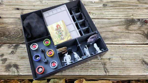 KARAK - board game accessories + Figures