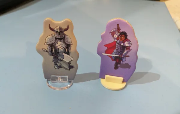 KARAK cardboard characters holder