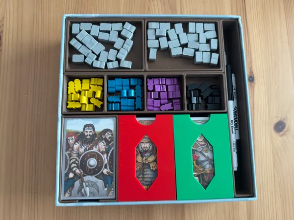 Board game insert compatible with Hadrian's Wall