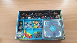 Tiny Epic Dungeons box insert