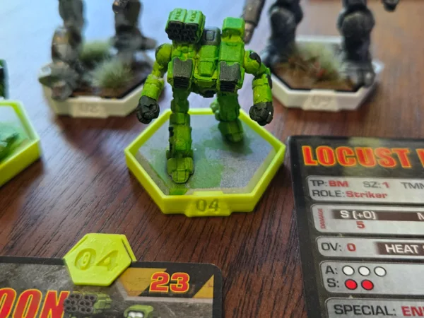 Battletech Hex Base Team Markers w/matching Clip