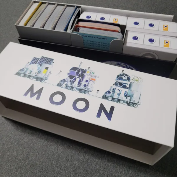 Moon board game organizer