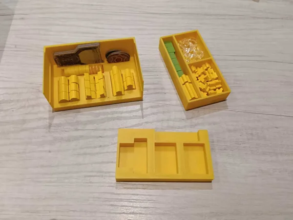 Recall player tray cover