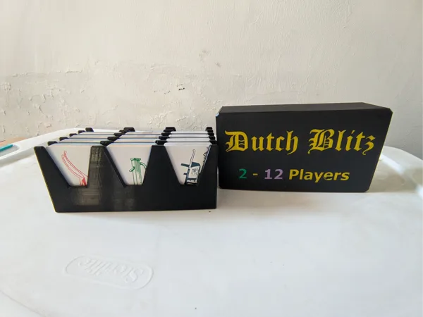Dutch Blitz Vert. 3x4 Box 2-12 Player w/ Note Slot