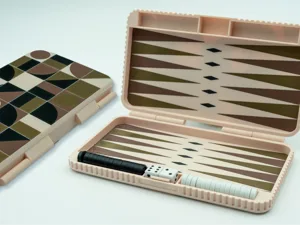 Backgammon decorative print in place