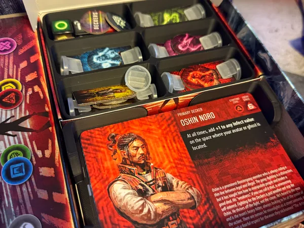 Deckers Board Game Insert
