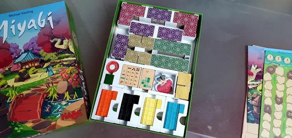 Miyabi boardgame insert