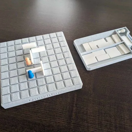 Quoridor portable Board Game