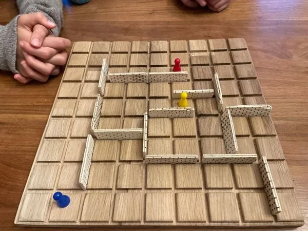 Quoridor game wood 2-4 player
