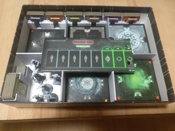 Room 25 - Season 1 box organizer (small box)