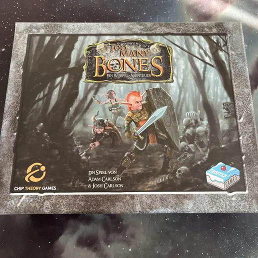 Too Many Bones Smal Box DE-ENG