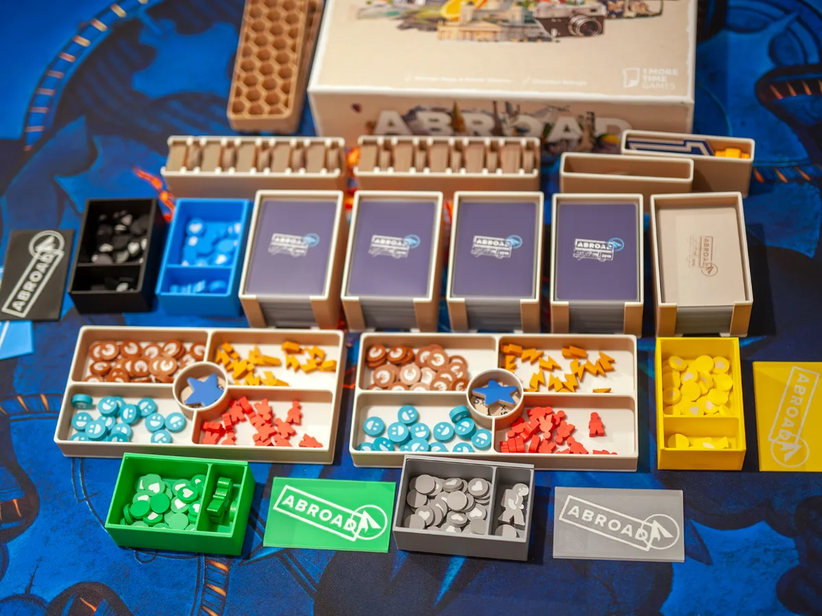 Abroad - Boardgame Insert