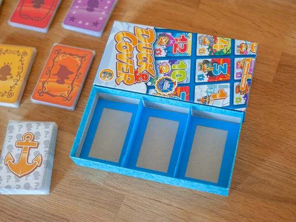 Duck & Cover / Duck and Cover Cardgame Insert