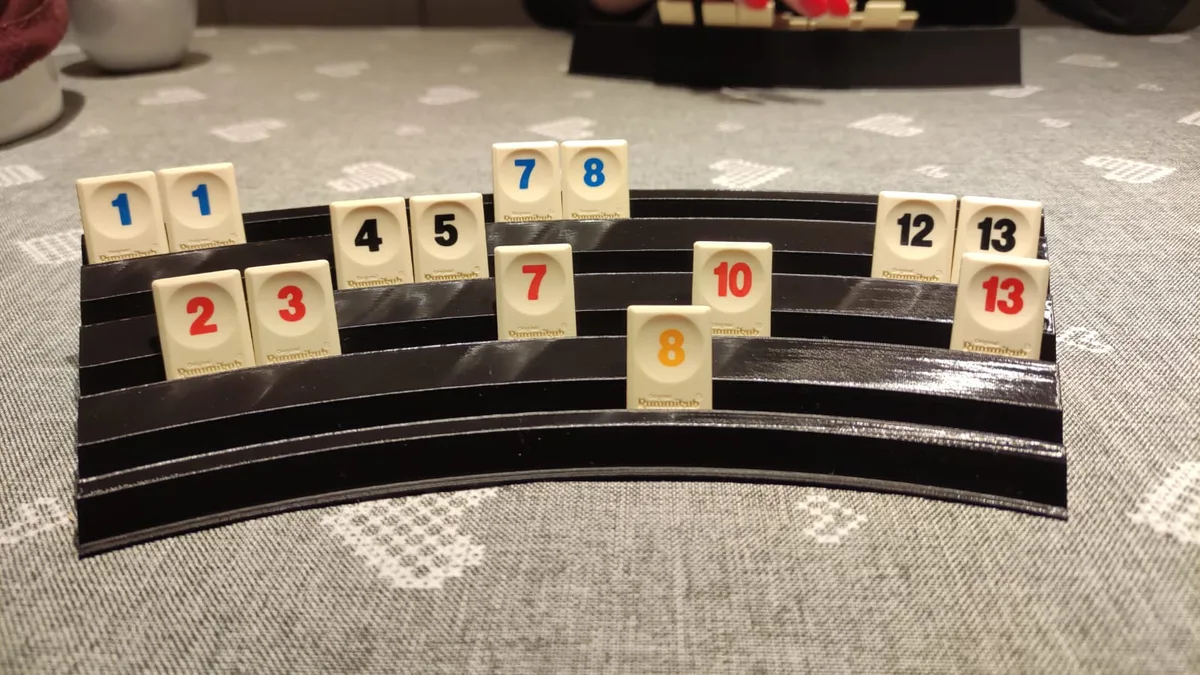 Rummikub Travel stackable tile stand