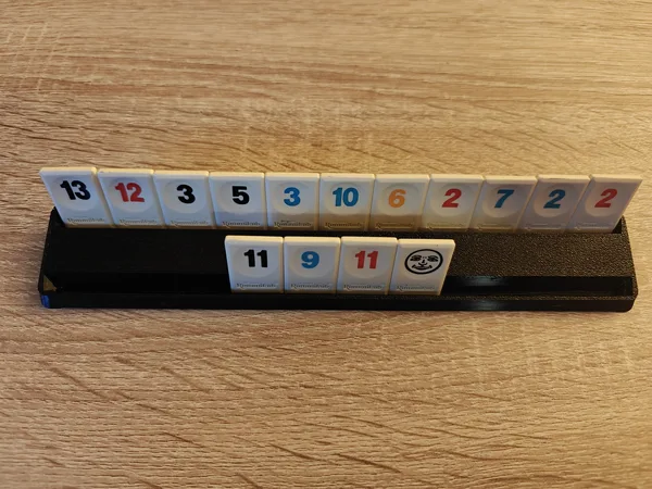 Rummikub travel tile stand